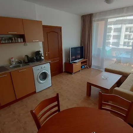 Kasandra D10 Apartmán *